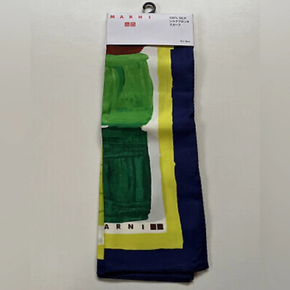 Marni + Uniqlo Accessories - MARNI UNIQLO Collaboration SCARF Furoshiki Green  100% Silk Square NEW WITH TAG